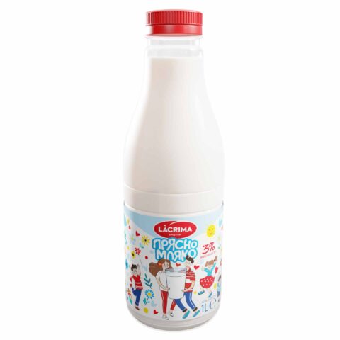 Lacrima Fresh Cow Milk 3 percent Bulgarian dairy product